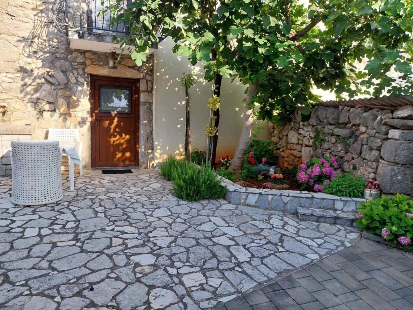 Apartment Nella Sveti Anton (Krk)